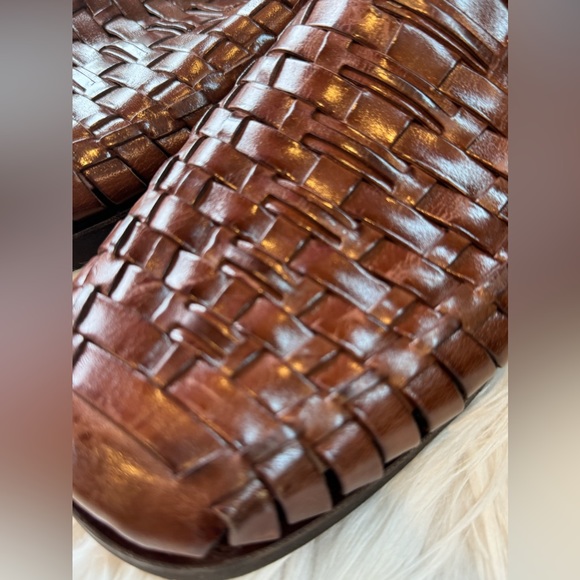 New SUNSTEPS Hand Woven Weaved Huarache Brown Leather Sandals Loafers Mens - Picture 9 of 9